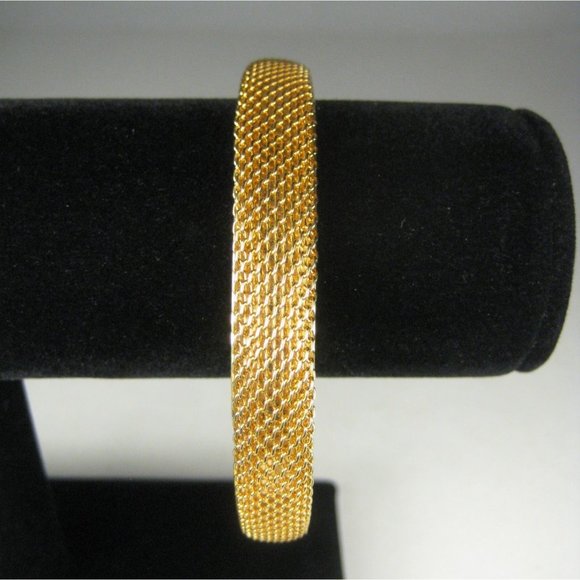 Bracelet 9.5 In Goldtone Mesh Jewelry Women Bangle .75 in Wide Cocktail Party - Picture 4 of 5